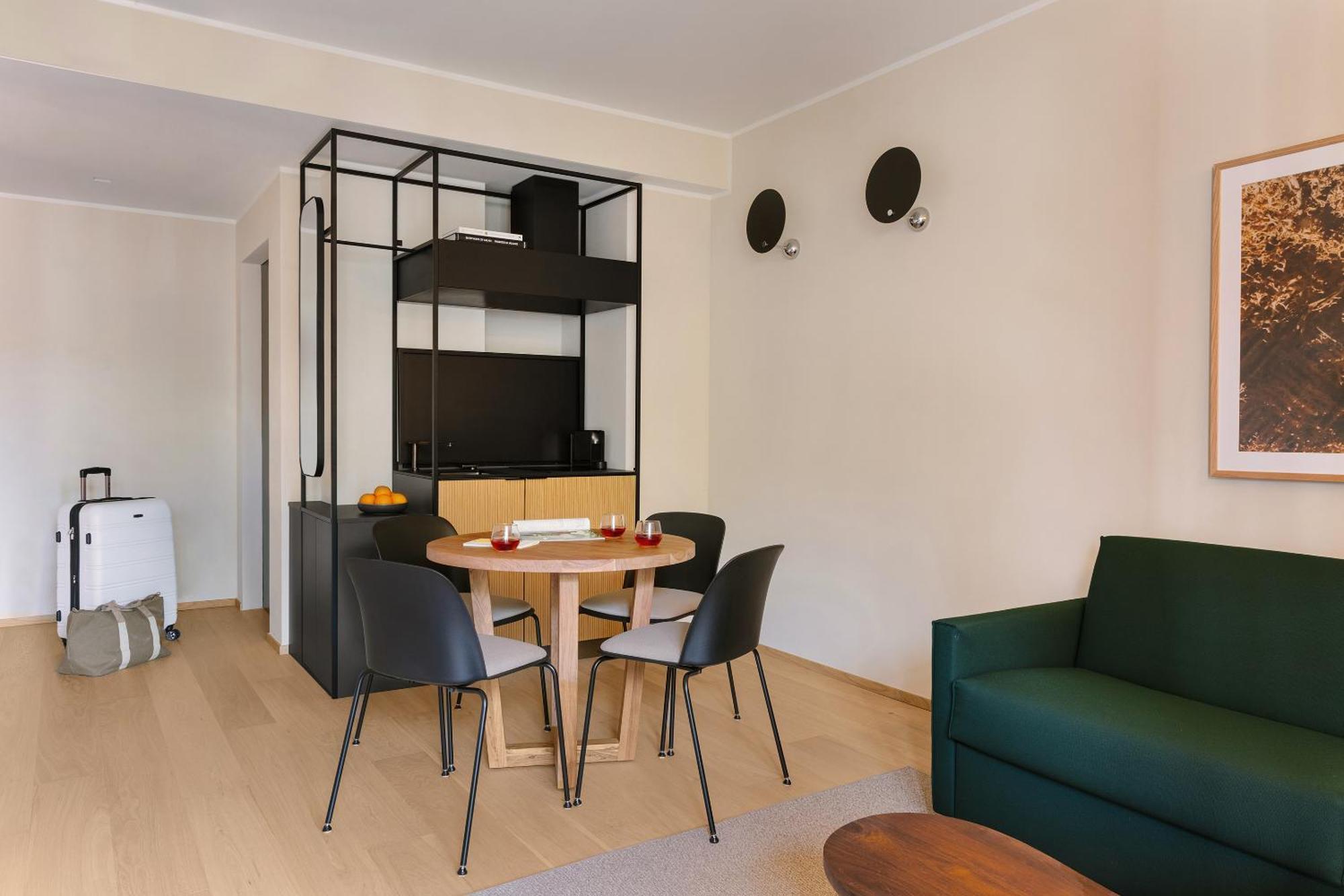 Sonder Manzoni Aparthotel Milan Ruang foto
